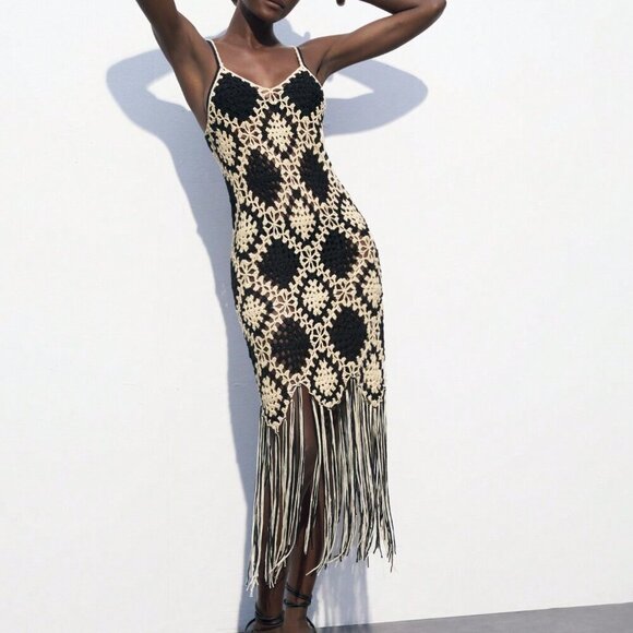 Black and White Party Women's Contrast Color Crochet Knit Sweater Dress - Picture 7 of 8